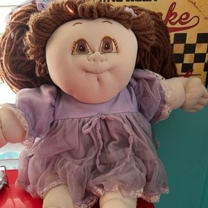 CABBAGE PATCH DOLL